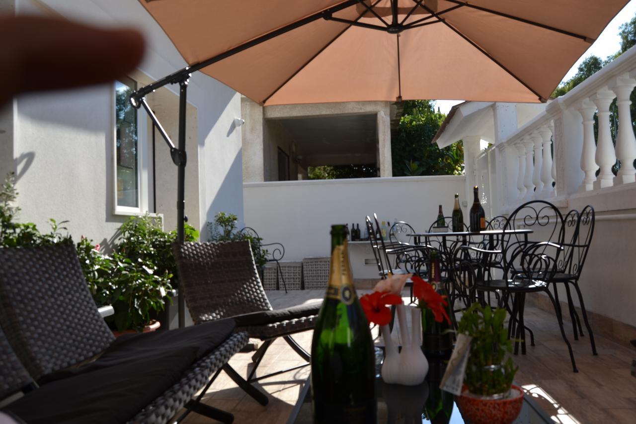 Bed And Breakfast Sun Wine Таранто Экстерьер фото