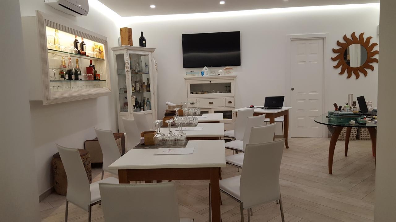 Bed And Breakfast Sun Wine Таранто Экстерьер фото